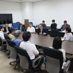 10月NIBNセミナーの意見交換会の様子